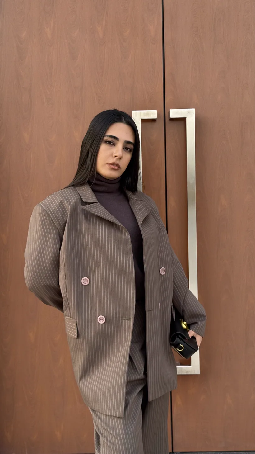 Tanaz Agahi, editorial