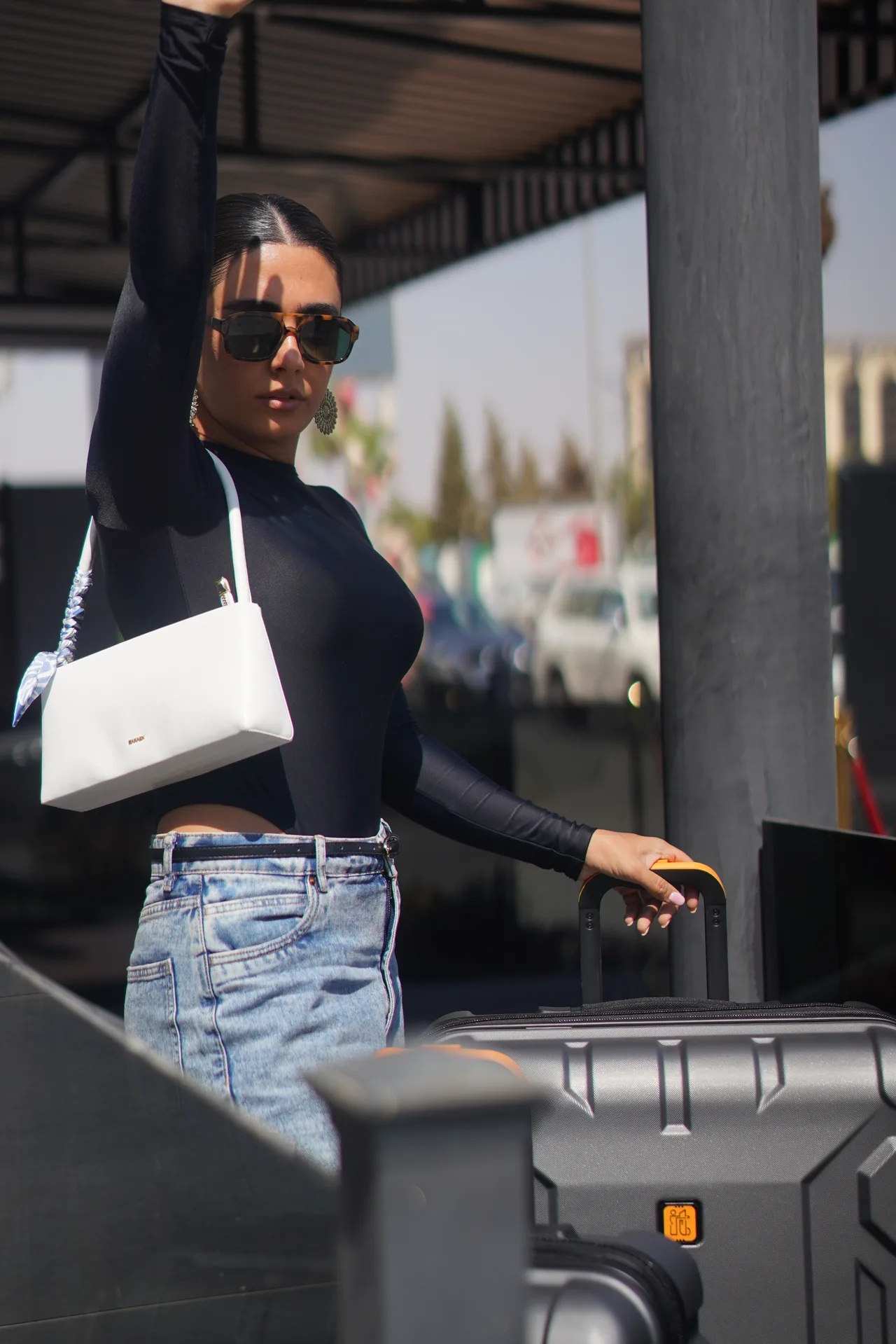 Tanaz Agahi, off-duty